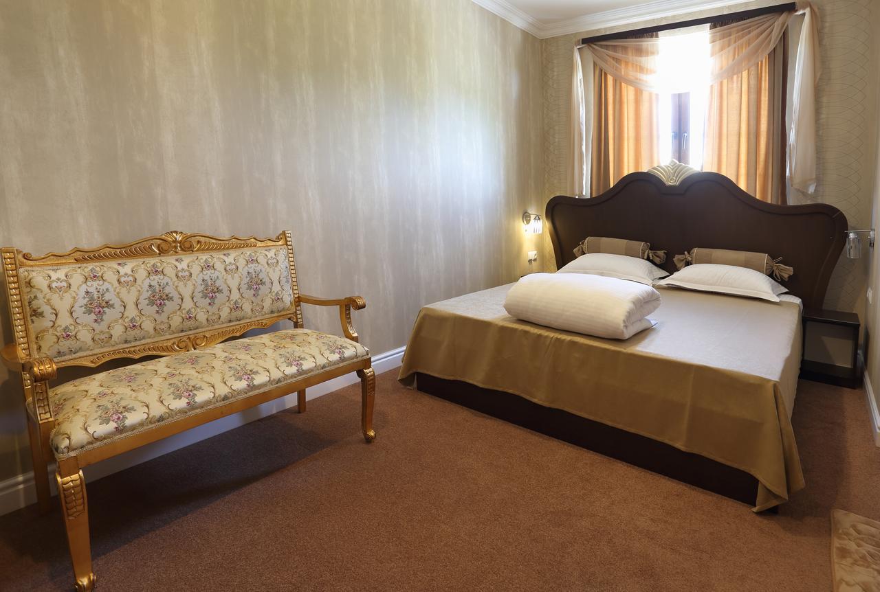 Hotel Green Garden Shumen Luaran gambar