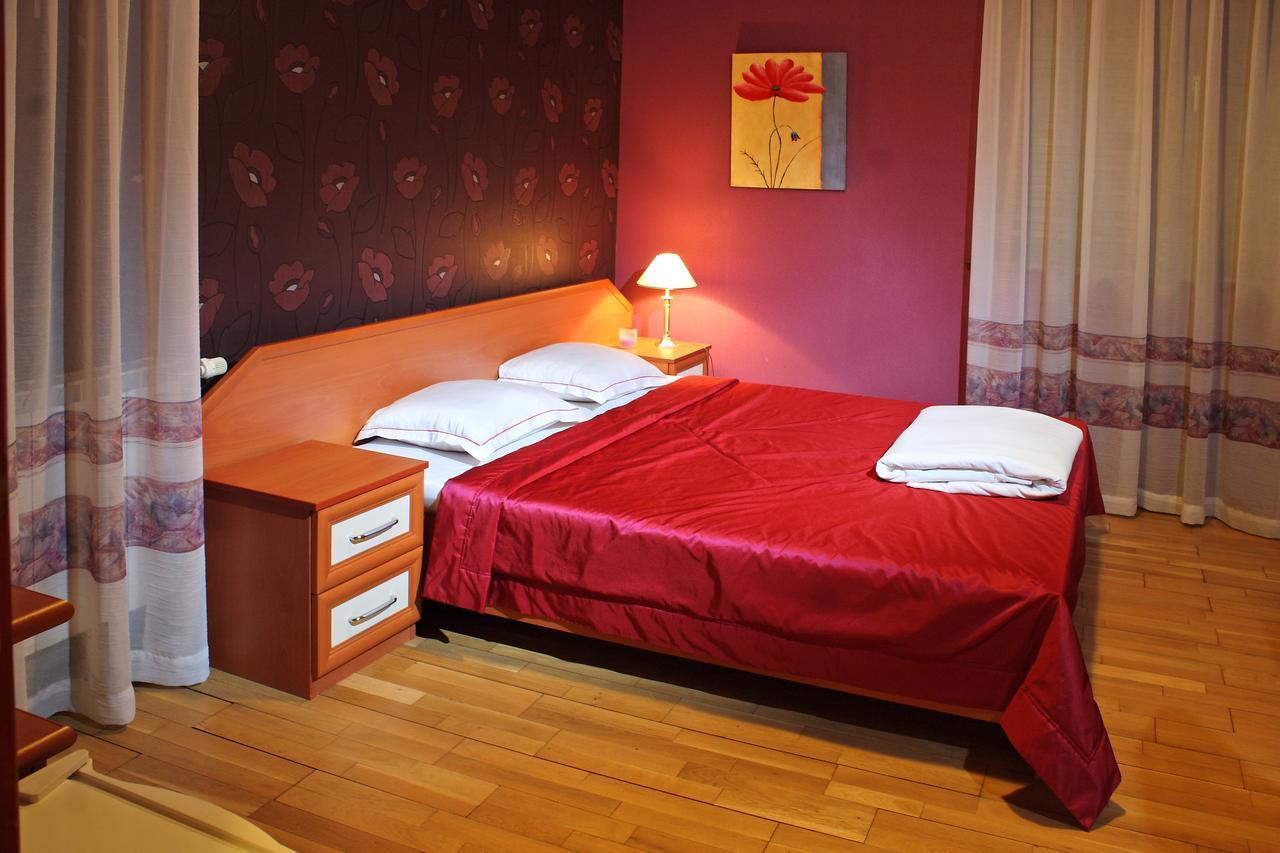 Hotel Green Garden Shumen Luaran gambar