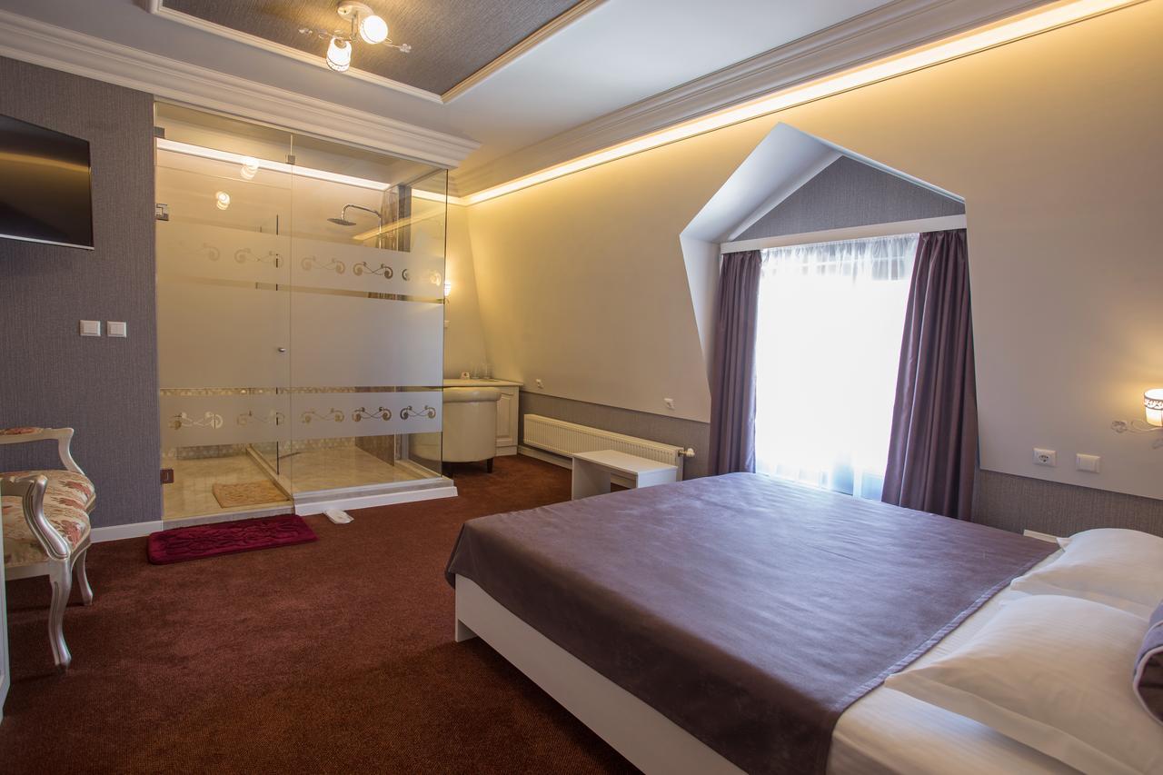 Hotel Green Garden Shumen Luaran gambar